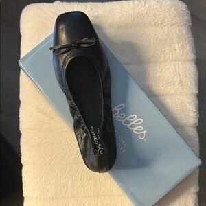 Seychelles Black Leather Flats